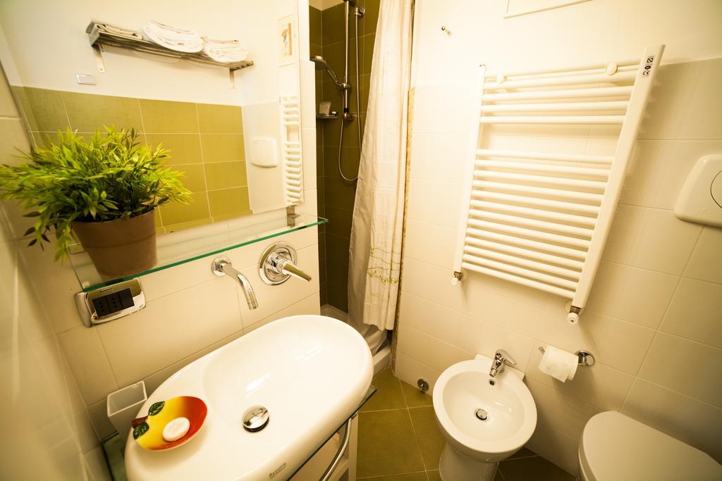 Villa Paganini B&B Roma Quarto foto